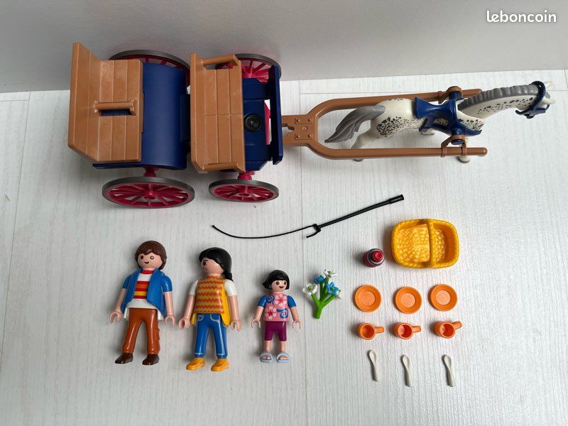 Playmobil 5226 - calèche et famille (image 1)