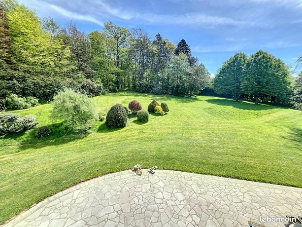 Maison 14 pièces 285 m²