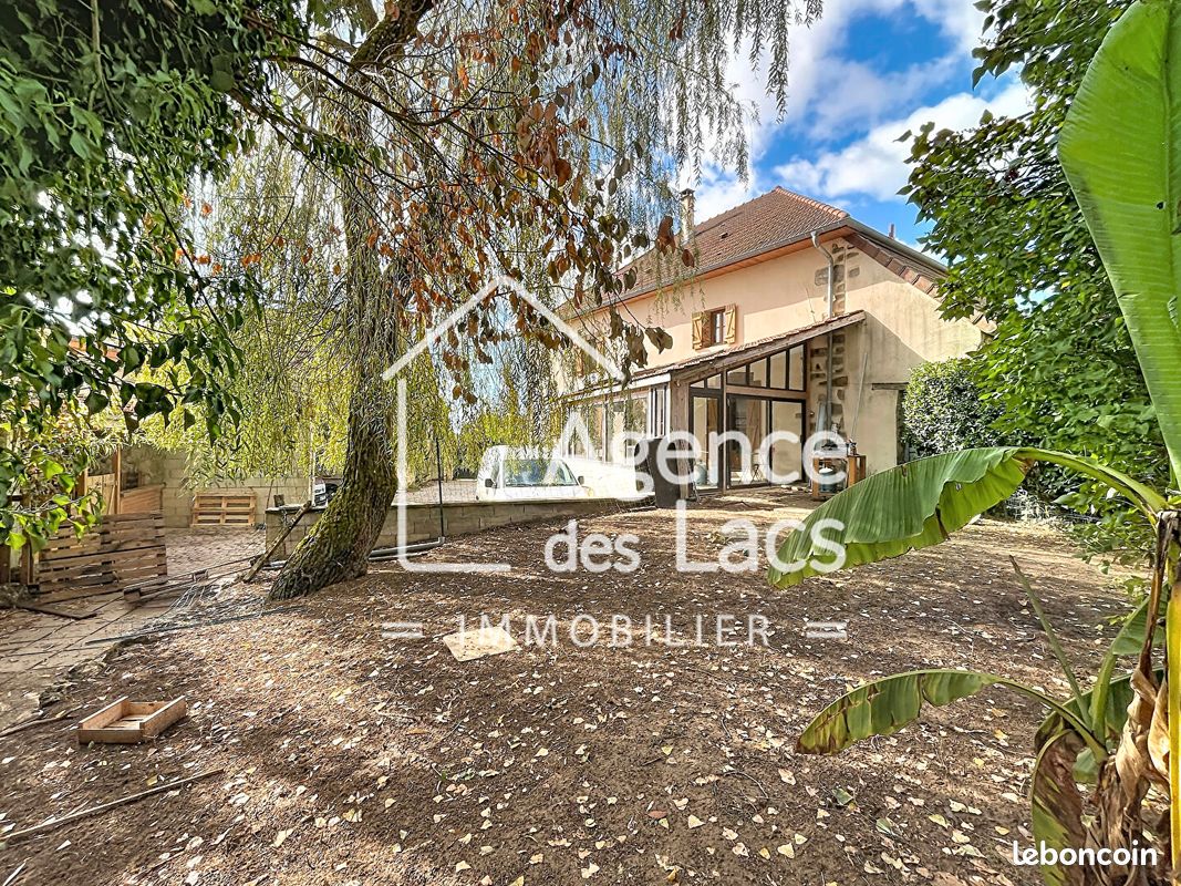 Maison 6 pièces 164 m² · à La Villeneuve-lès-Charleville · 164 m² · 269 000 €