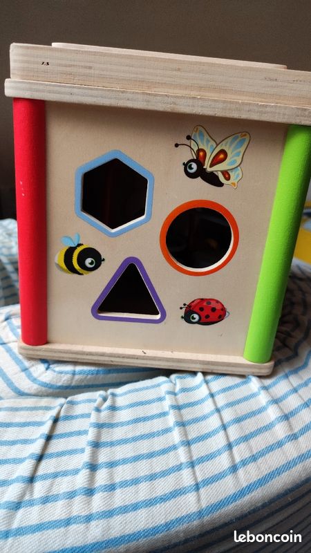 Cube d'éveil complet (image 2)