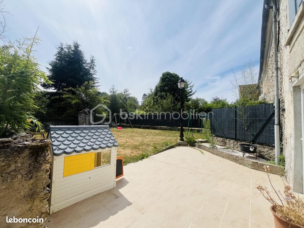 Maison 5 pièces 122 m² · à Boissy-le-Châtel · 122 m² · 210 000 €