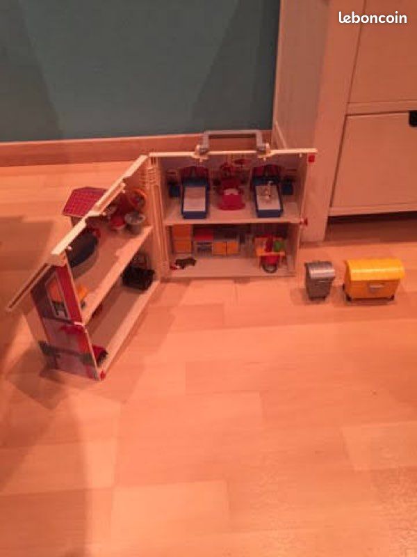 Playmobil maison (image 1)