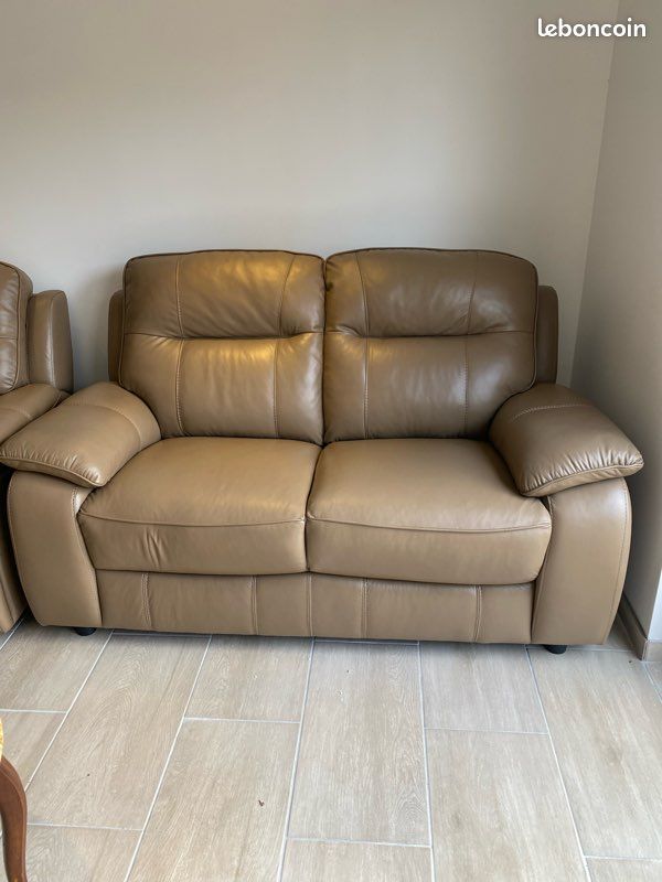Canapé beige en cuir (image 3)