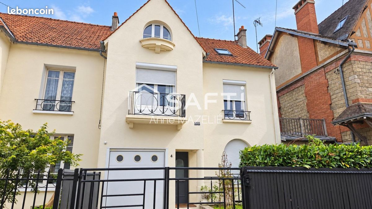 Maison 7 pièces 156 m² · à Compiègne · 156 m² · 630 000 €