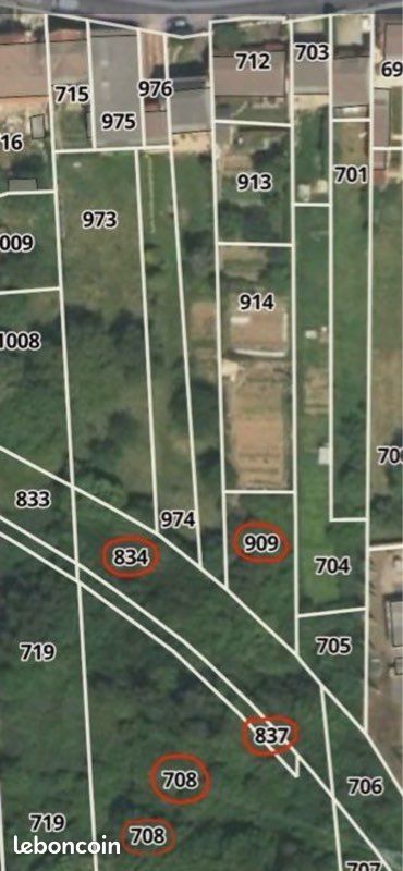 Terrain - jardin, potager, verger et bois · à Bohain-en-Vermandois · 18 000 €