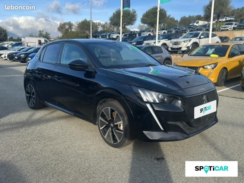 Peugeot 208 e-208 136ch GT (image 3)