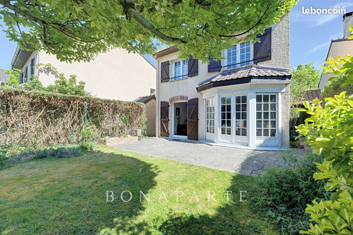 Maison 8 pièces 131 m² · à Les Clayes-sous-Bois · 131 m² · 520 000 €