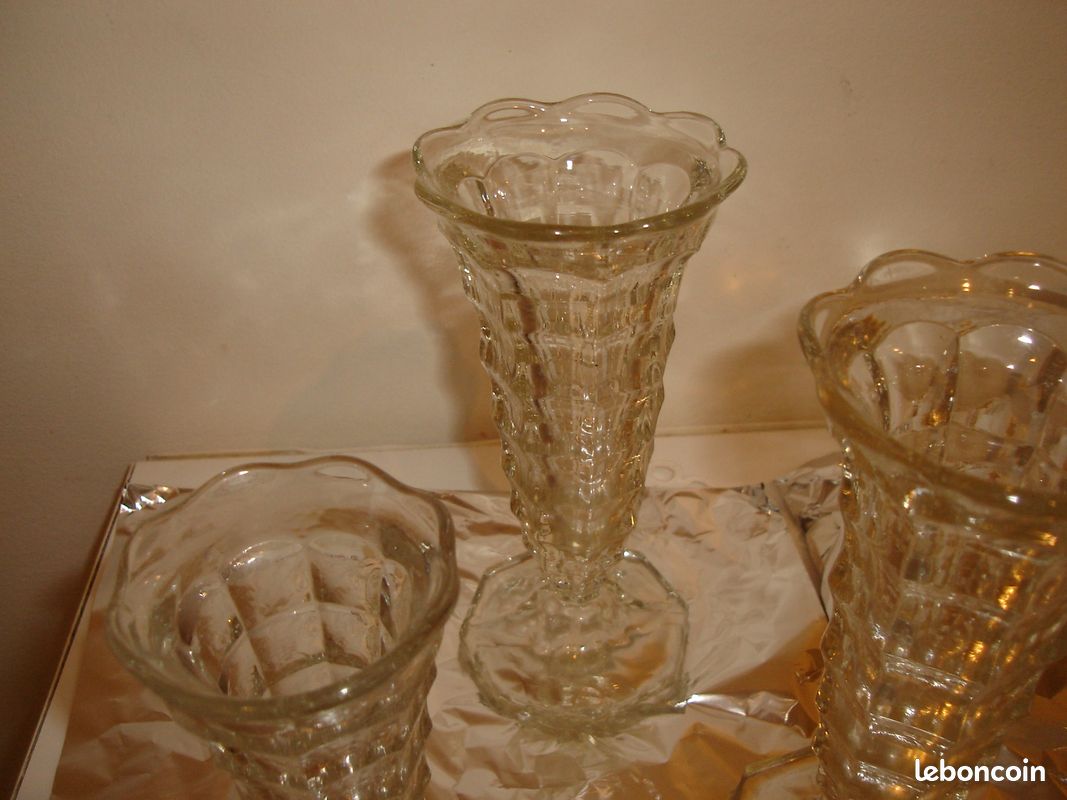 Vases lot de 3 un peu taillés (image 2)