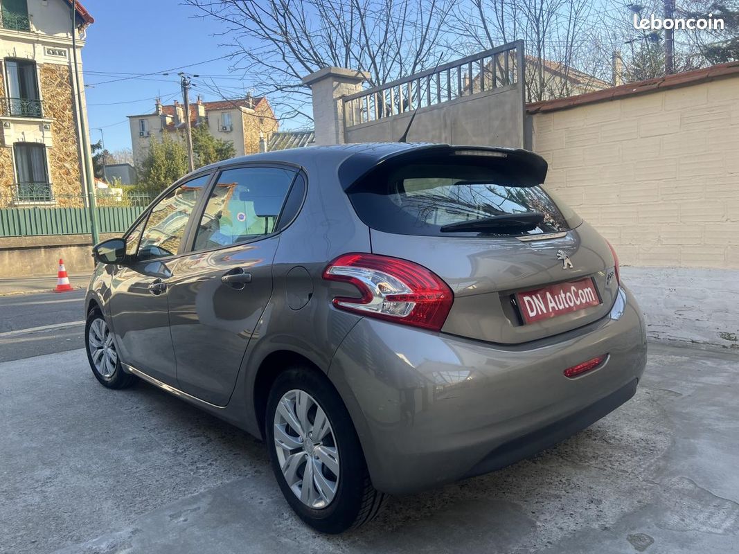 PEUGEOT 208 1.2 e-VTi 82 ch Active ETG5 5p (image 3)
