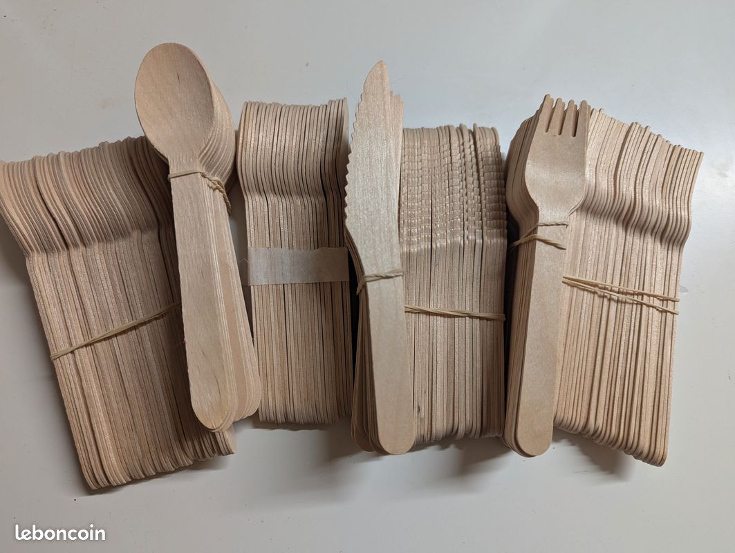 Lot de couverts en bois (image 1)