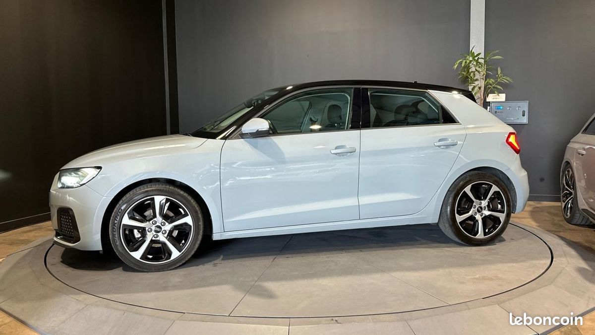 Audi A1 sportback 30 TFSI 110 S tronic 7 Advanced Gris Fleche (image 4)