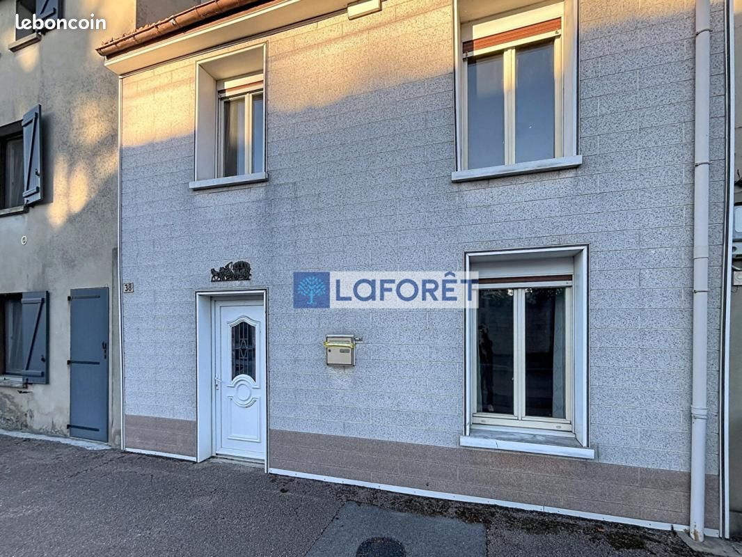 Maison 5 pièces 90 m² · à Wassy · 90 m² · 29 500 €
