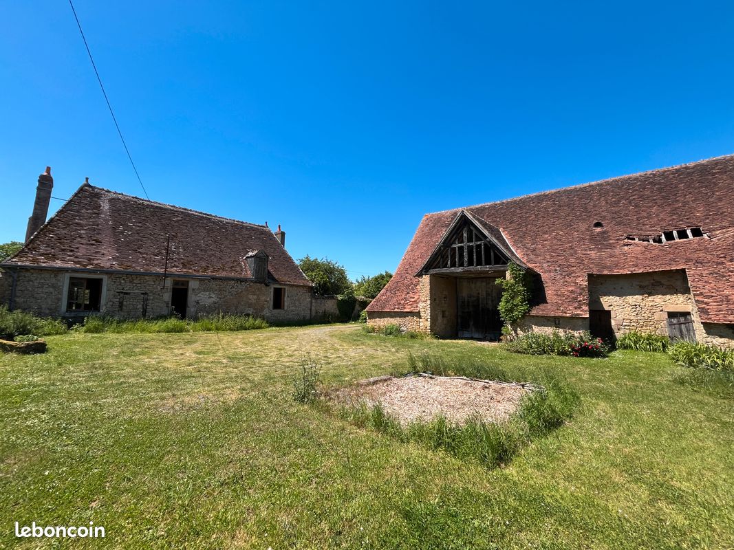 Maison 1 pièce 100 m² · à Cluis · 100 m² · 90 000 €