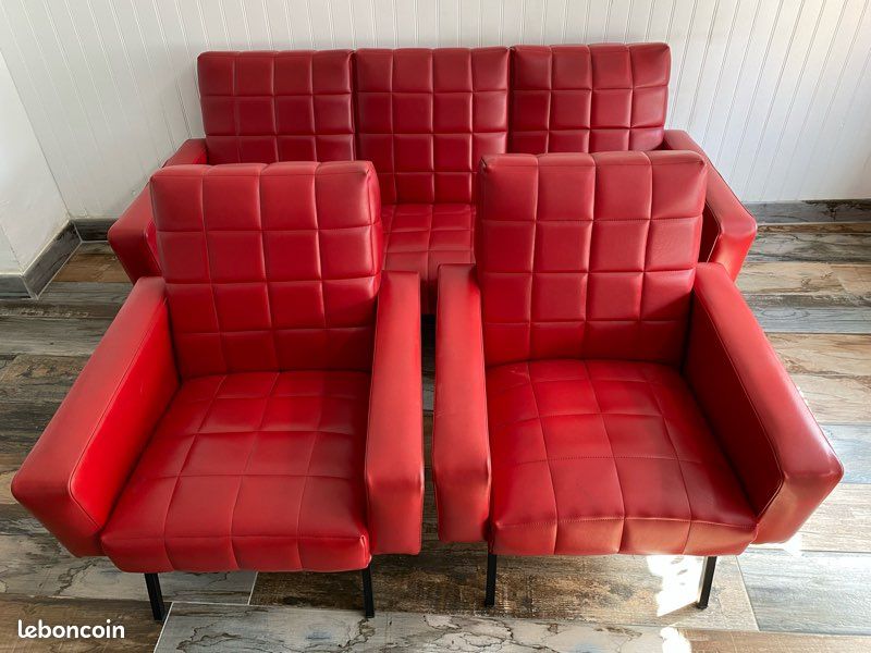 Ensemble Canapé 3 Places + 2 Fauteuils Assortis - Tissu Rose - Style Traditionnel