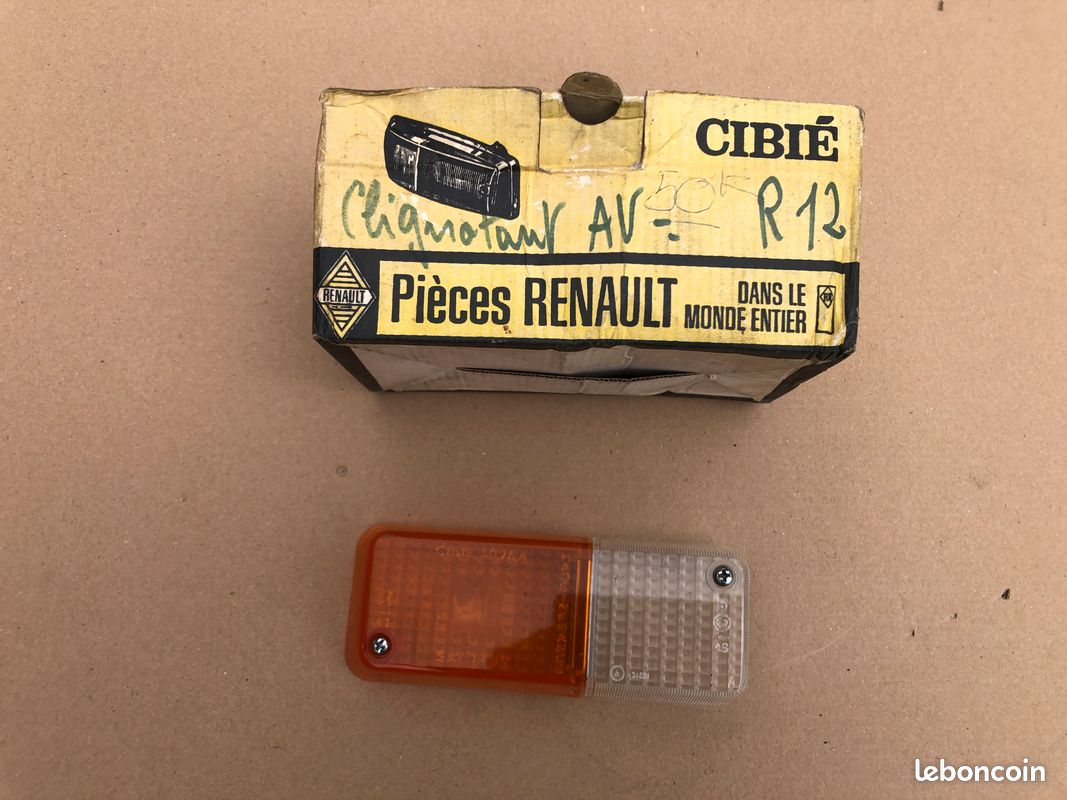 Feu AVD R12 / Alpine A310 (image 2)