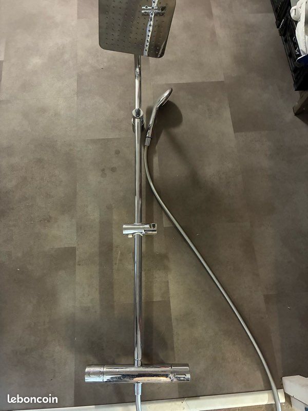 Colonne douche mitigeur thermostatique (image 1)