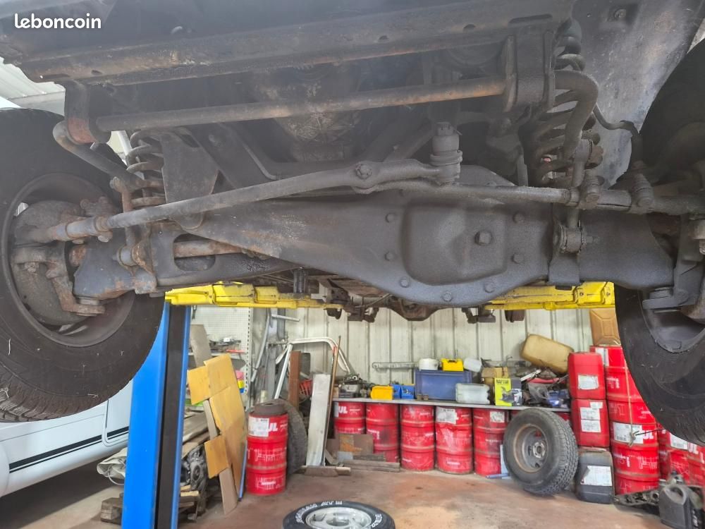 4x4 FORD EXPLORER V6 4.0 BOITE MECA 1992 (image 7)
