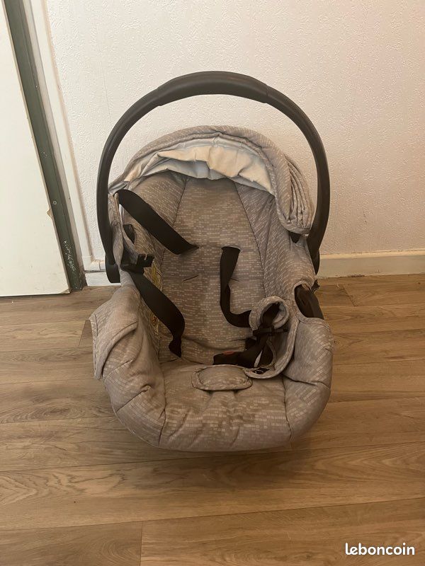 Maxi cosy (image 1)