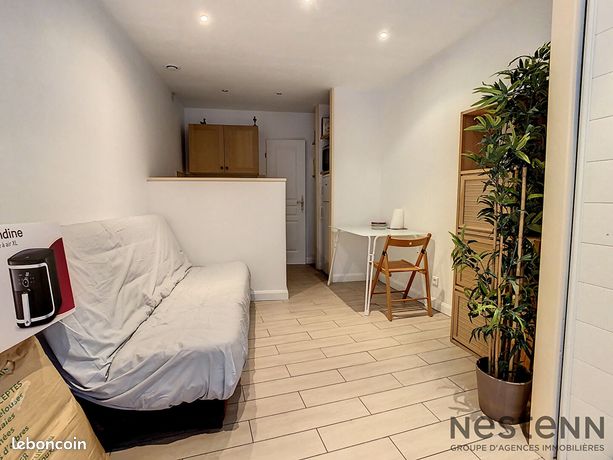 Studio 1 pièce 19 m²