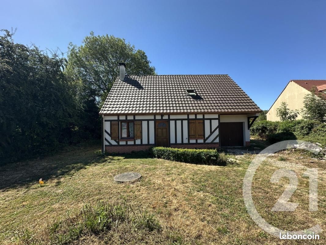 Maison 5 pièces 108 m² · à Étrépagny · 108 m² · 180 000 €