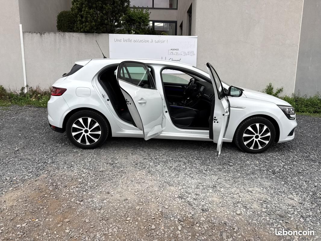 Renault Mégane IV 1.2 TCE 130 Bv6 Drive Select*Crit'Air 1 *61000Km*Moteur à Chaine*Véhicule Sous ... (image 17)