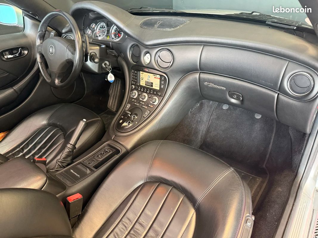 MASERATI SPYDER 4200 Cambiocorsa 390ch / Embrayage NEUF / SUIVI COMPLET (image 19)