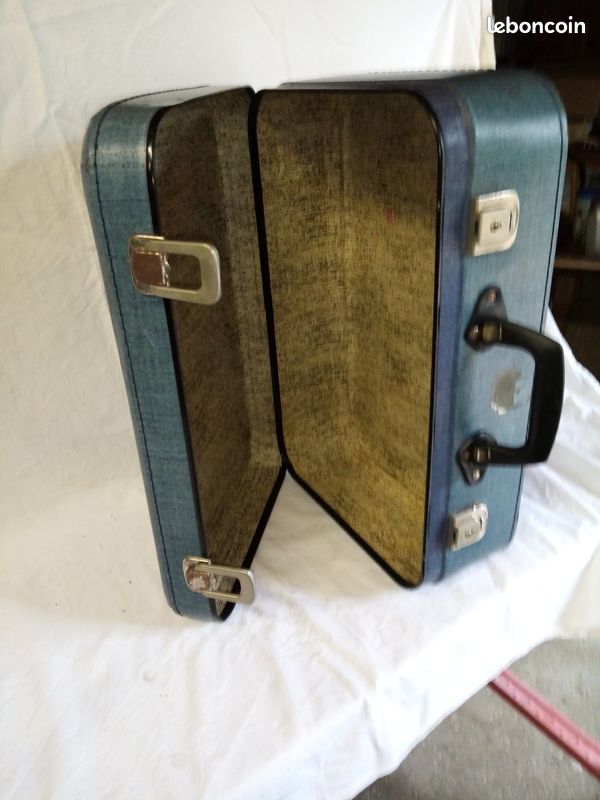 Valise en carton (image 3)