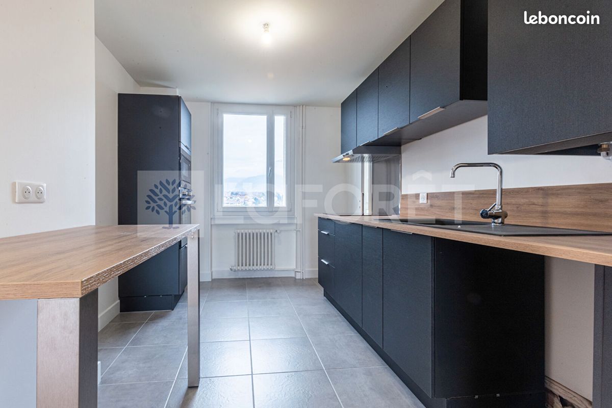 Appartement 3 pièces 57 m² · à Annecy · 57 m² · 1 203 €/mois