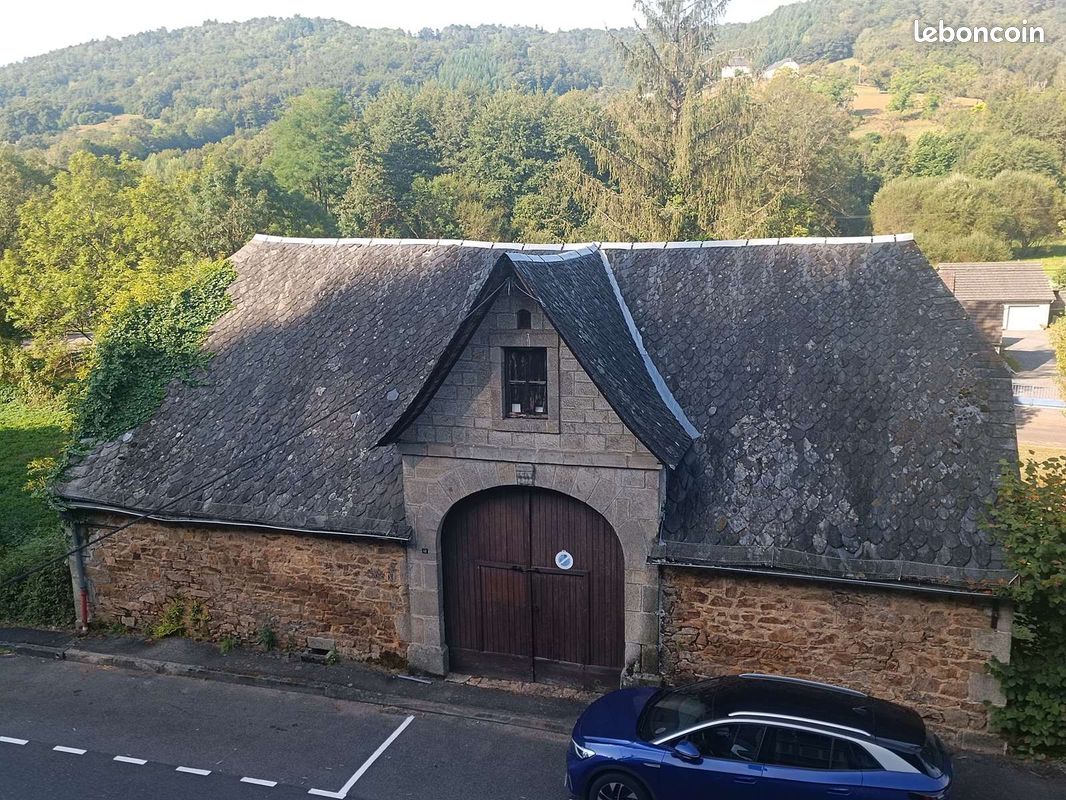 Maison 2 pièces 120 m² · à Forgès · 120 m² · 43 000 €