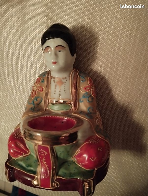 Vide poche buddha japonais (image 1)