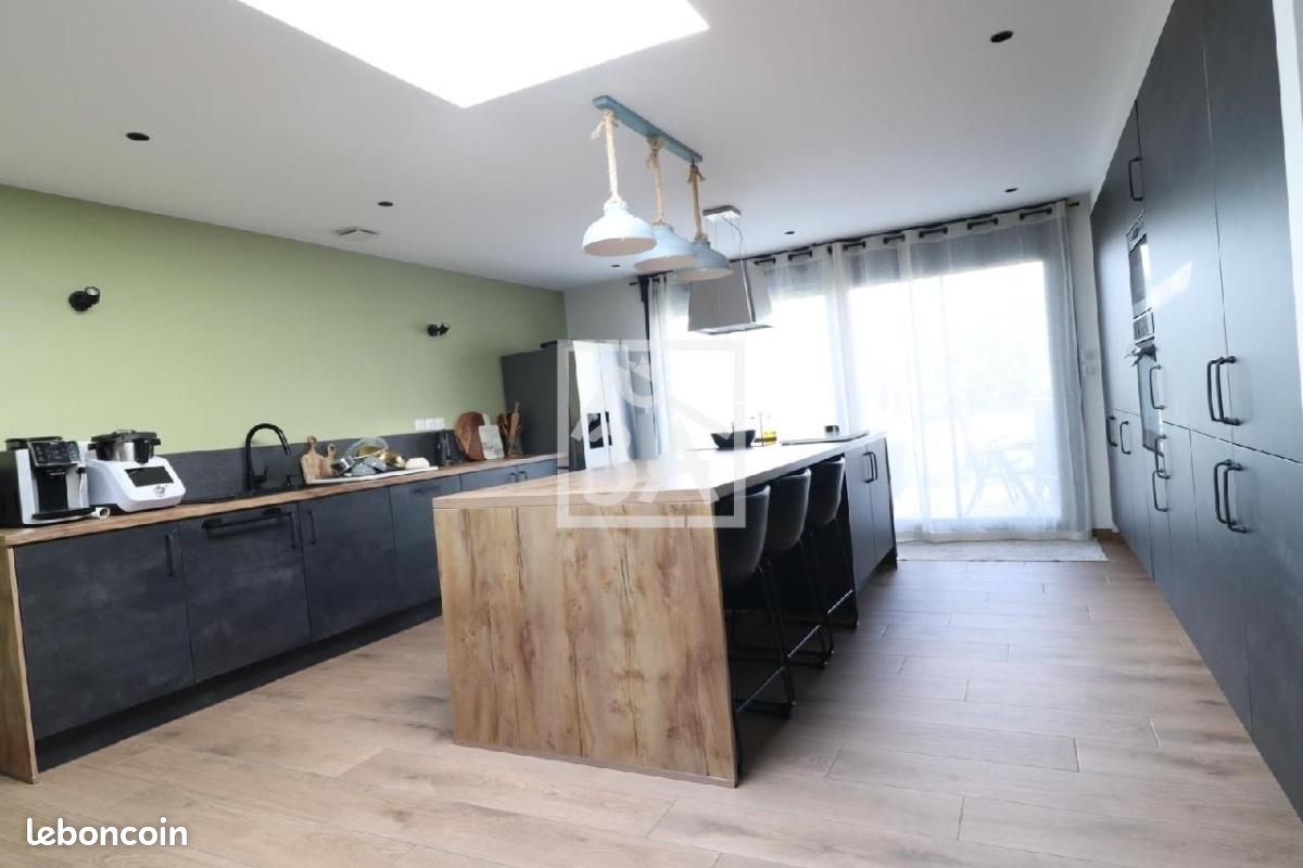 Maison 5 pièces 133 m² · à La Chapelle-d'Armentières · 133 m² · 373 900 €