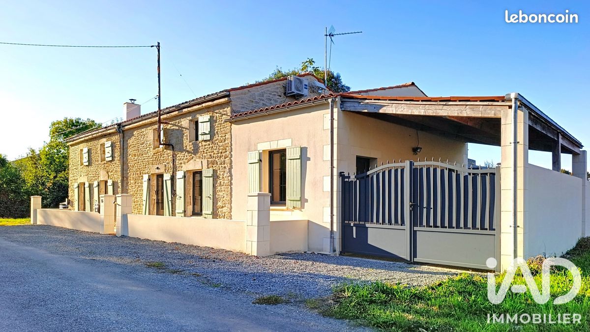 Maison 5 pièces 188 m² · à Genouillé · 188 m² · 345 000 €