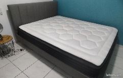 Lit et Matelas (image 1)