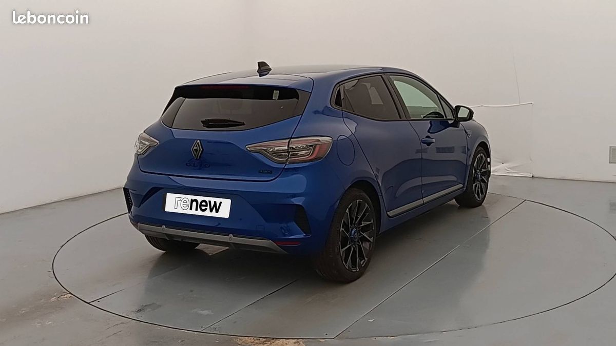 Renault clio e tech full hybrid 145 ch gsr2 esprit alpine (image 2)