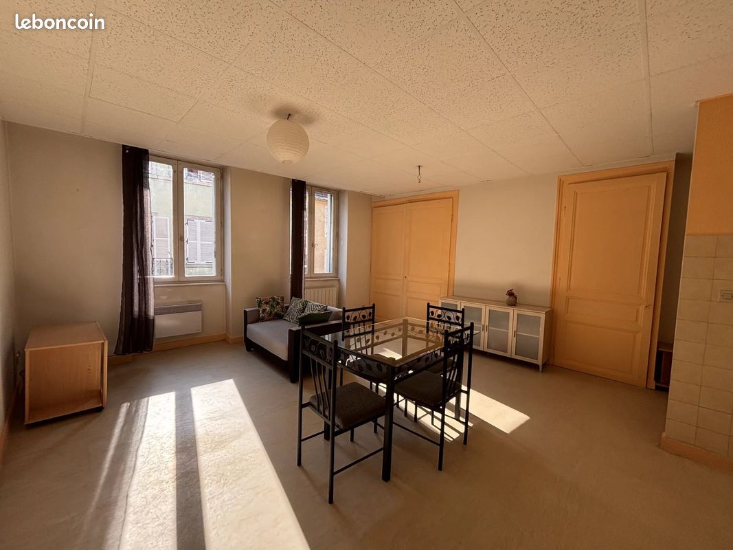 Appartement 1 pièce 39 m² · à Saint-Claude · 39 m² · 340 €/mois