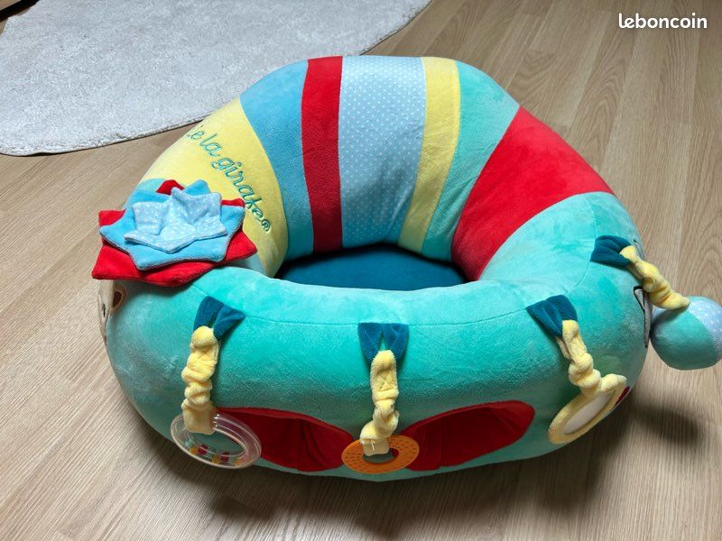 Baby seat (image 1)