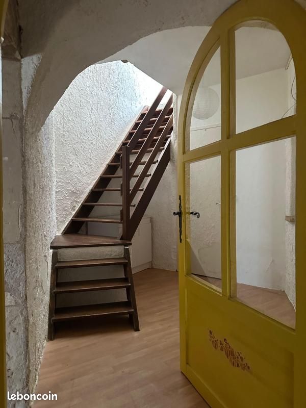 Appartement 2 pièces 59 m² · à Saint-Paul-Trois-Châteaux · 59 m² · 580 €