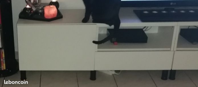 Meuble tv (15 euros l unité) (image 1)