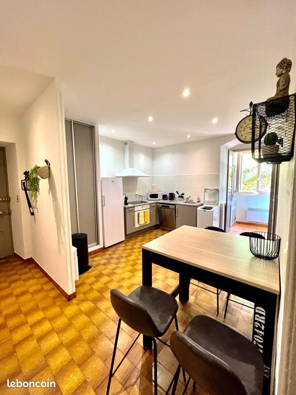 Appartement 3 pièces 57 m² · à Corte · 57 m² · 900 €