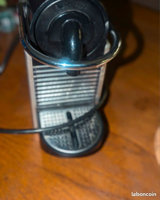 Machine à café Magimix Nespresso Pixie M112 (image 2)