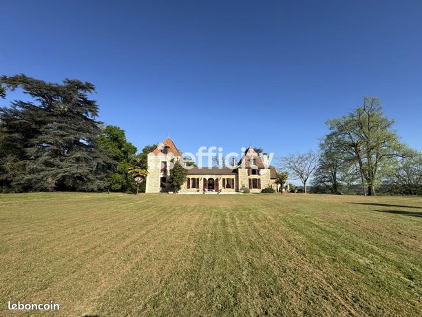 Château 10 pièces 403 m²