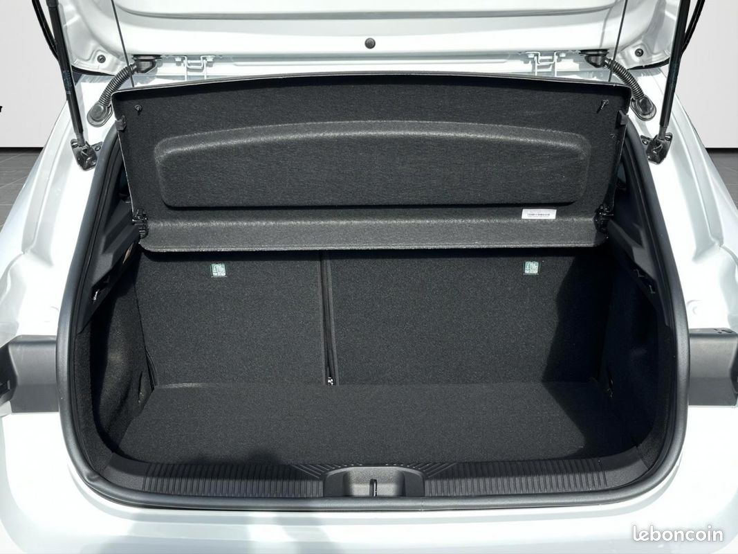 Renault Clio 1.8 E-Tech 160ch full hybrid esprit Alpine (image 16)
