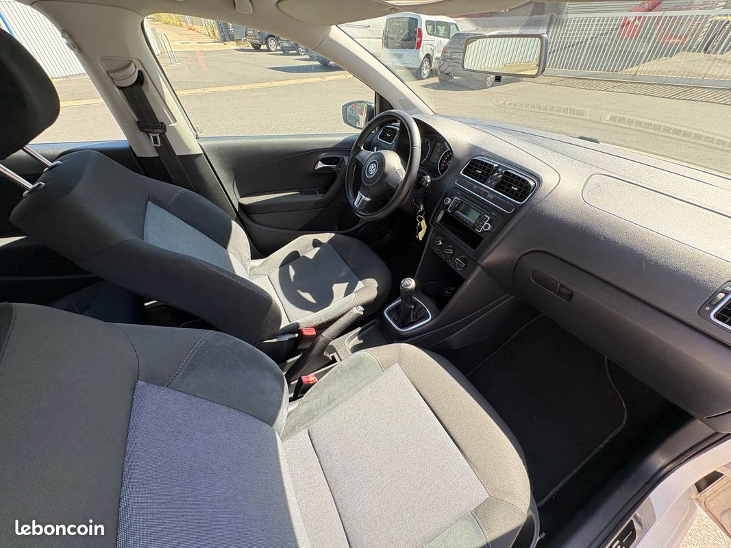 Volkswagen polo 1.2 60 style 2011 (image 6)