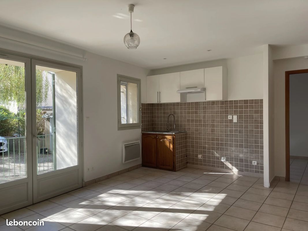 Appartement 2 pièces 34 m² · à Pernes-les-Fontaines · 34 m² · 515 €/mois