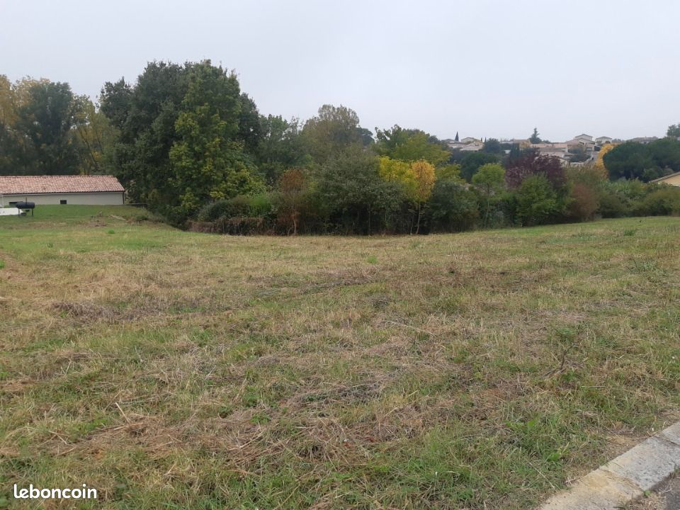 Terrain 573 m² · à Castelnau-d'Estrétefonds · 116 000 €