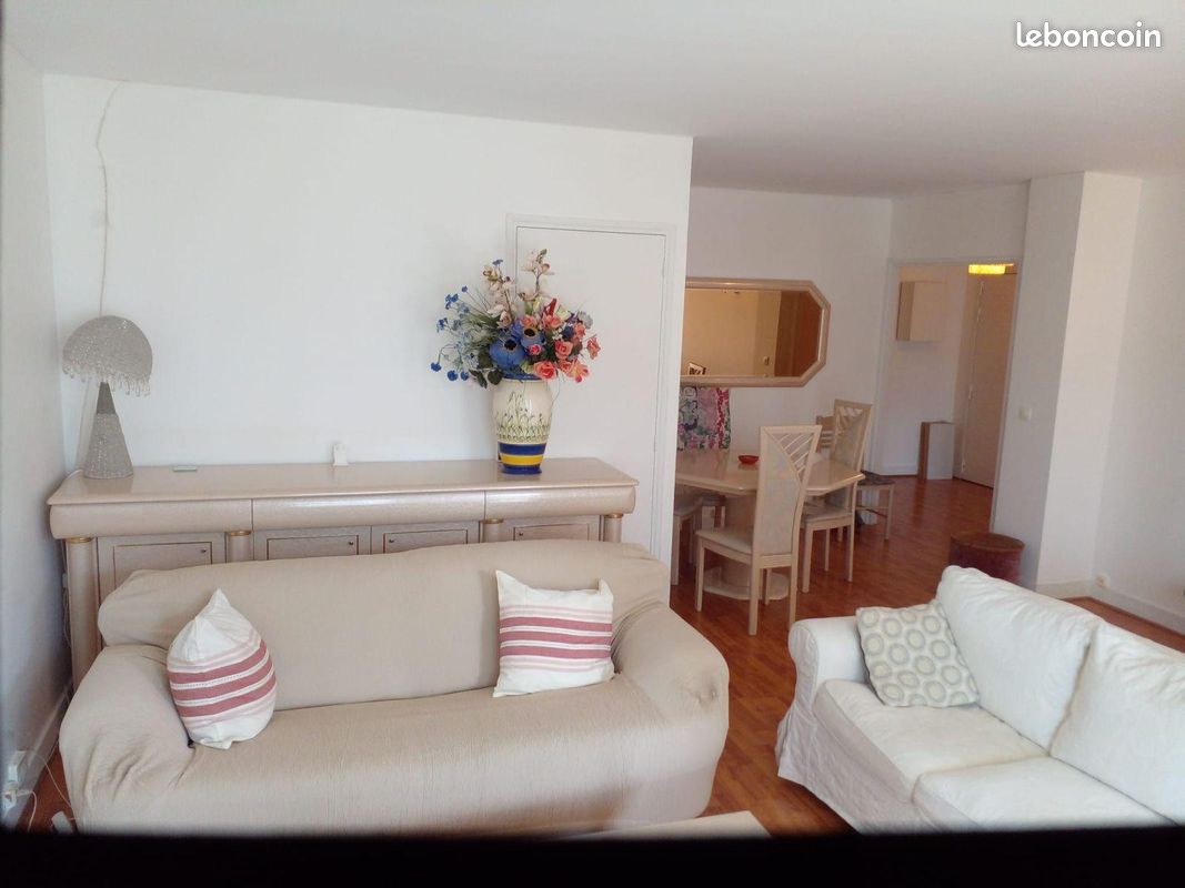 Appartement 3 pièces 100 m² · à Puteaux · 100 m² · 3 050 €/mois