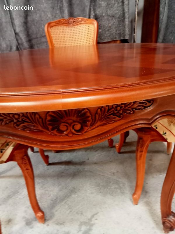 Table provençale en merisier (image 2)
