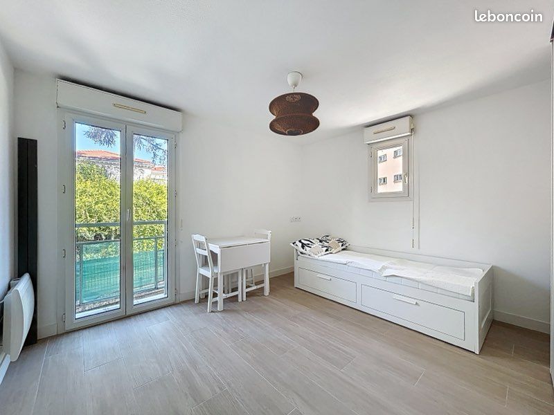 Appartement 1 pièce 20 m² · à Nice · 19,7 m² · 710 €/mois