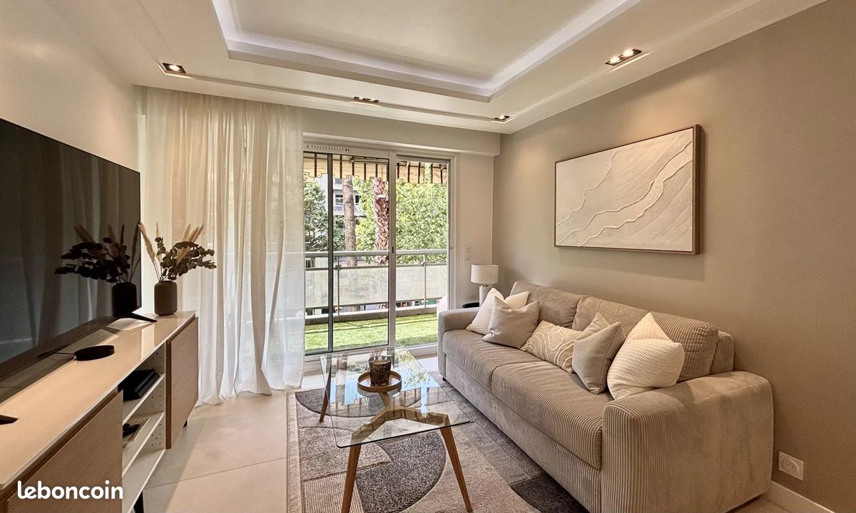 Appartement 2 pièces 51 m² · à Cannes · 50,7 m² · 280 000 €
