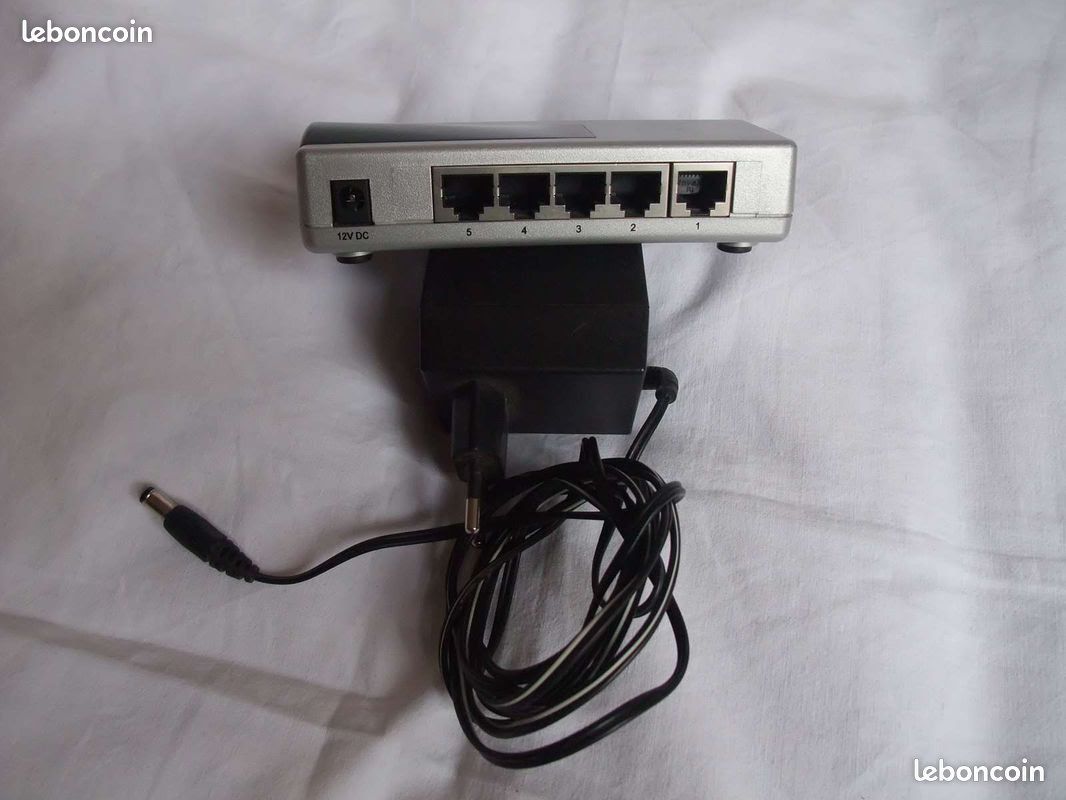 Commutateur Fast Ethernet OLITEC (image 3)